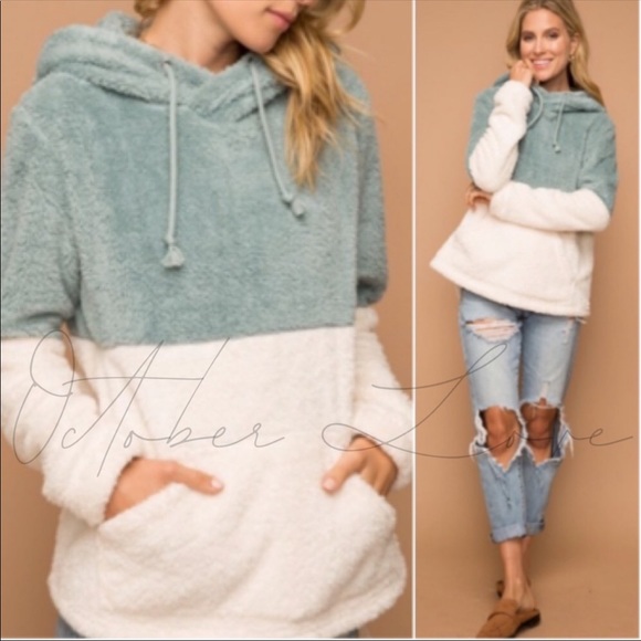 Super soft hoodie - Picture 3 of 3